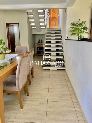 Imagem Casa com 3 Quartos à Venda, 227 m² em Centro - Extrema Imagem Casa com 3 Quartos à Venda, 227 m² em Centro - Extrema