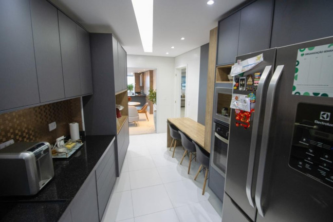 Imagem Apartamento com 4 Quartos à Venda, 213 m² em Canto Do Forte - Praia Grande