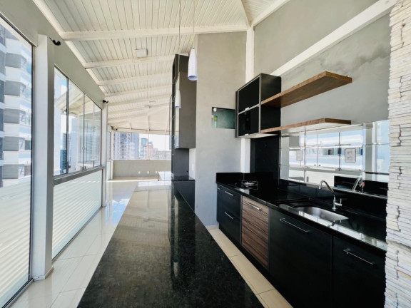 Imagem Imóvel com 3 Quartos à Venda, 180 m² em Centro - Itajaí Imagem Imóvel com 3 Quartos à Venda, 180 m² em Centro - Itajaí
