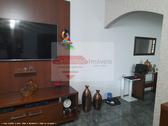 Imagem Casa com 3 Quartos à Venda, 200 m² em Vila Aparecida - Taubaté Imagem Casa com 3 Quartos à Venda, 200 m² em Vila Aparecida - Taubaté