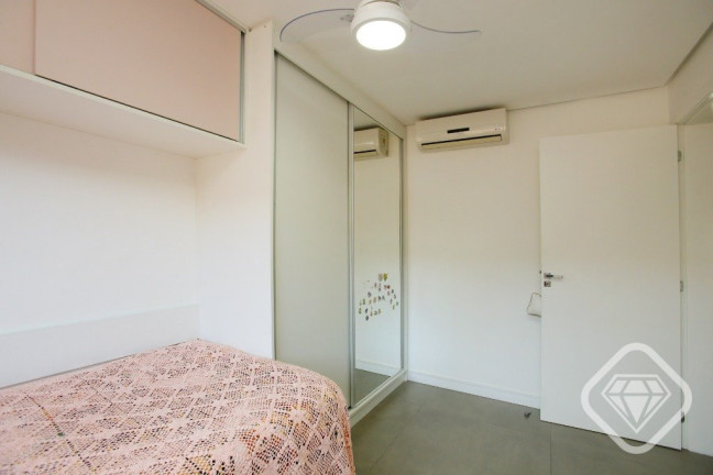 Imagem Apartamento com 2 Quartos à Venda, em Menino Deus - Porto Alegre Imagem Apartamento com 2 Quartos à Venda, em Menino Deus - Porto Alegre