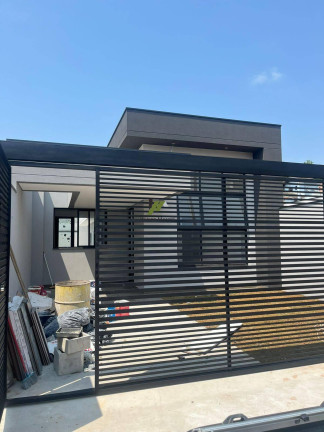 Casa com 3 Quartos à Venda, 125 m²