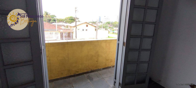 Imagem Casa com 3 Quartos para Alugar, 70 m² em Indaiá - Bertioga Imagem Casa com 3 Quartos para Alugar, 70 m² em Indaiá - Bertioga