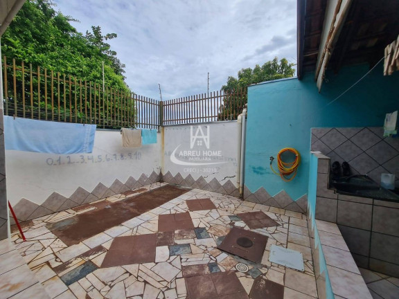 Imagem Casa com 3 Quartos à Venda, 180 m² Imagem Casa com 3 Quartos à Venda, 180 m²