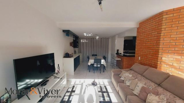 Imagem Sobrado com 3 Quartos à Venda, 150 m² em Pineville - Pinhais Imagem Sobrado com 3 Quartos à Venda, 150 m² em Pineville - Pinhais