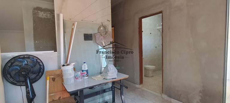 Imagem Sobrado com 2 Quartos à Venda, 180 m² em Cohab - Guaratinguetá Imagem Sobrado com 2 Quartos à Venda, 180 m² em Cohab - Guaratinguetá