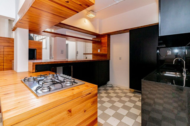Imagem Apartamento com 2 Quartos à Venda, 220 m² em Moinhos De Vento - Porto Alegre Imagem Apartamento com 2 Quartos à Venda, 220 m² em Moinhos De Vento - Porto Alegre