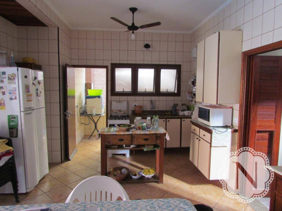 Imagem Sobrado com 6 Quartos à Venda, 237 m² em Campos Elíseos - Itanhaém Imagem Sobrado com 6 Quartos à Venda, 237 m² em Campos Elíseos - Itanhaém