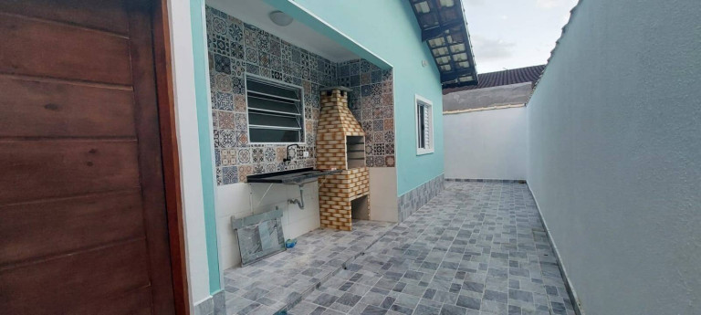 Imagem Casa com 2 Quartos à Venda, 60 m² em Agenor De Campos - Mongaguá Imagem Casa com 2 Quartos à Venda, 60 m² em Agenor De Campos - Mongaguá