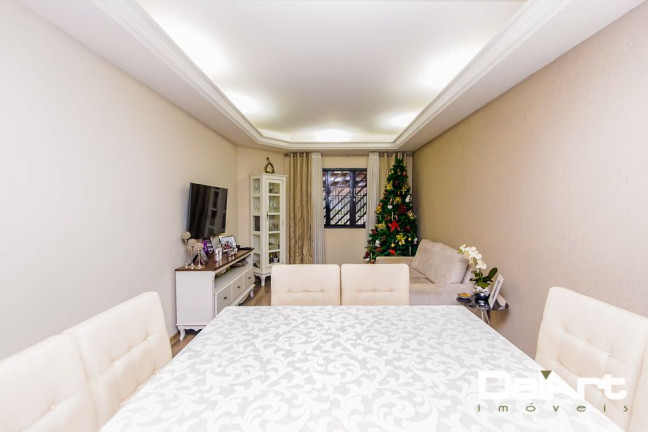 Imagem Sobrado com 3 Quartos à Venda, 232 m² em Capão Da Imbuia - Curitiba Imagem Sobrado com 3 Quartos à Venda, 232 m² em Capão Da Imbuia - Curitiba