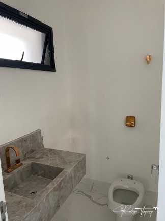Imagem Casa de Condomínio com 4 Quartos à Venda, 235 m² em Residencial Goiânia Golfe Clube - Goiânia Imagem Casa de Condomínio com 4 Quartos à Venda, 235 m² em Residencial Goiânia Golfe Clube - Goiânia