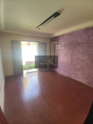 Imagem Casa com 3 Quartos à Venda, 196 m² em Vila Santista - Atibaia
