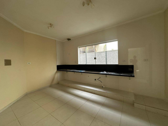 Imagem Casa com 4 Quartos para Alugar, em Outeiro Da Glória - Porto Seguro Imagem Casa com 4 Quartos para Alugar, em Outeiro Da Glória - Porto Seguro