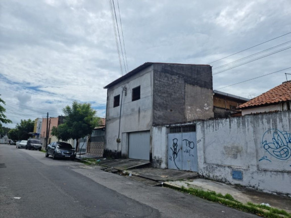 Imagem Casa à Venda, 500 m² em Centro - Fortaleza Imagem Casa à Venda, 500 m² em Centro - Fortaleza