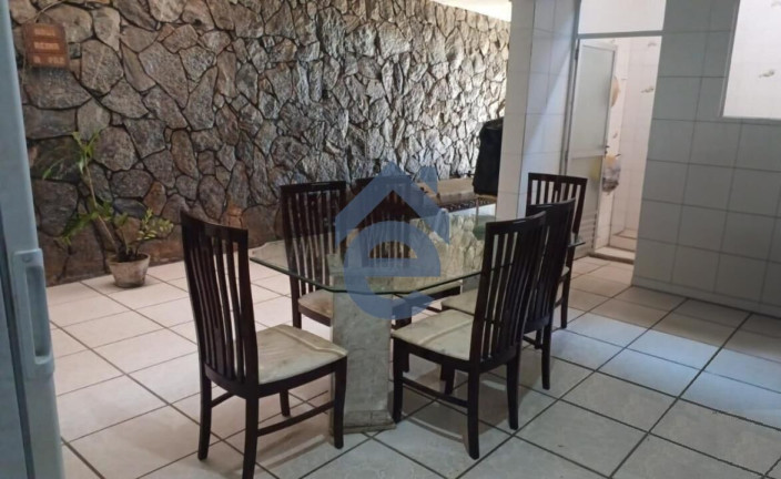 Imagem Casa com 6 Quartos à Venda, 548 m² em Jaraguá - Maceió Imagem Casa com 6 Quartos à Venda, 548 m² em Jaraguá - Maceió