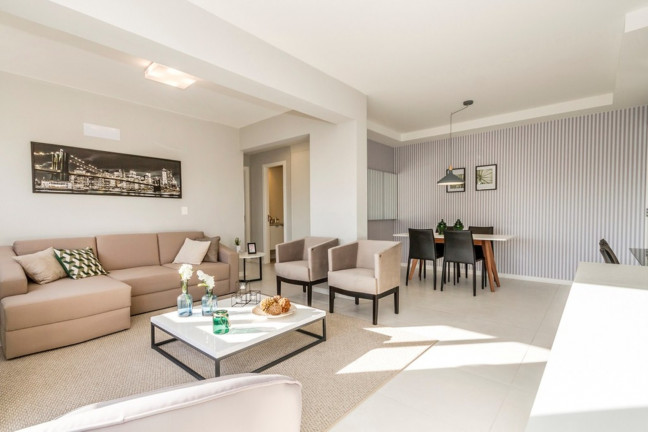Imagem Imóvel com 1 Quarto à Venda, 45 m² em Menino Deus - Porto Alegre Imagem Imóvel com 1 Quarto à Venda, 45 m² em Menino Deus - Porto Alegre