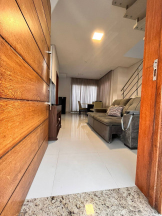 Imagem Casa com 4 Quartos à Venda, em Campeche - Florianópolis Imagem Casa com 4 Quartos à Venda, em Campeche - Florianópolis