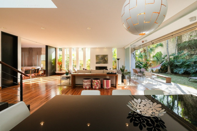 Imagem Casa com 4 Quartos à Venda, 377 m² em Sumaré - São Paulo