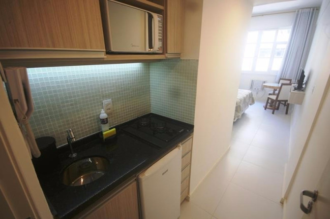 Imagem Apartamento com 1 Quarto para Temporada, 25 m² em Copacabana - Rio De Janeiro Imagem Apartamento com 1 Quarto para Temporada, 25 m² em Copacabana - Rio De Janeiro