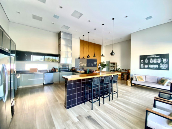 Imagem Casa com 4 Quartos à Venda, 733 m² em Medeiros - Jundiaí Imagem Casa com 4 Quartos à Venda, 733 m² em Medeiros - Jundiaí