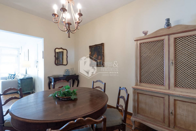 Imagem Casa com 3 Quartos à Venda, 180 m² em Vila Olímpia - São Paulo Imagem Casa com 3 Quartos à Venda, 180 m² em Vila Olímpia - São Paulo