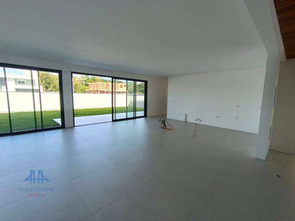 Imagem Casa com 4 Quartos à Venda, 373 m² em Ratones - Florianópolis
