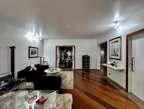 Imagem Apartamento com 3 Quartos à Venda, 194 m² em Moema - São Paulo Imagem Apartamento com 3 Quartos à Venda, 194 m² em Moema - São Paulo