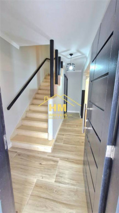 Imagem Sobrado com 2 Quartos à Venda, 150 m² em Centro - Sao Vicente Imagem Sobrado com 2 Quartos à Venda, 150 m² em Centro - Sao Vicente