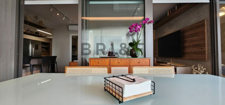 Imagem Apartamento com 3 Quartos à Venda, 131 m² em Brooklin - São Paulo Imagem Apartamento com 3 Quartos à Venda, 131 m² em Brooklin - São Paulo