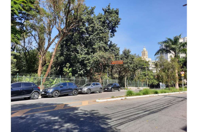 Imagem Casa com 5 Quartos à Venda, 255 m² em Aclimação - São Paulo