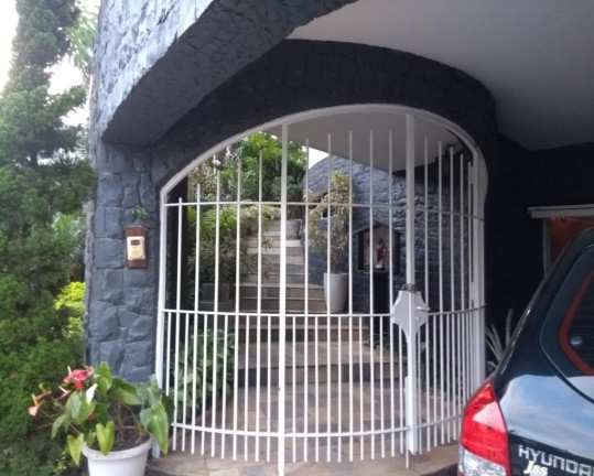 Imagem Sobrado com 4 Quartos à Venda, 439 m² em Jardim Leonor - São Paulo