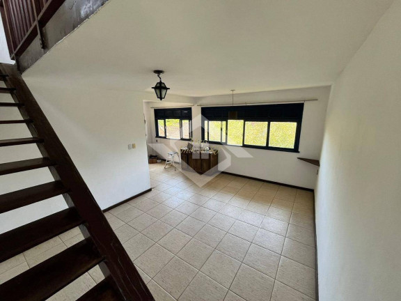 Imagem Casa com 3 Quartos à Venda, 450 m² em Engenho Do Mato - Niterói Imagem Casa com 3 Quartos à Venda, 450 m² em Engenho Do Mato - Niterói