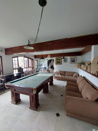 Imagem Casa com 8 Quartos à Venda, 500 m² em Pessegueiros - Teresópolis Imagem Casa com 8 Quartos à Venda, 500 m² em Pessegueiros - Teresópolis