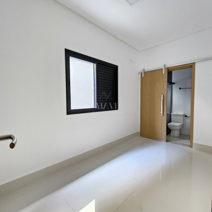 Imagem Apartamento com 3 Quartos à Venda, 115 m² em Vilamar - Praia Grande Imagem Apartamento com 3 Quartos à Venda, 115 m² em Vilamar - Praia Grande