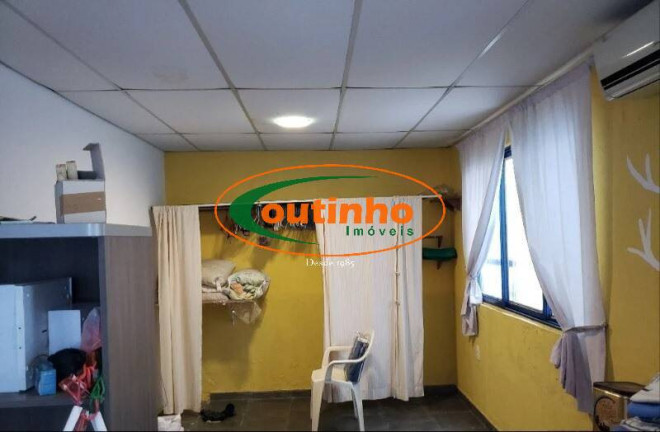 Imagem Casa com 6 Quartos à Venda, 312 m² em Tijuca - Rio De Janeiro Imagem Casa com 6 Quartos à Venda, 312 m² em Tijuca - Rio De Janeiro