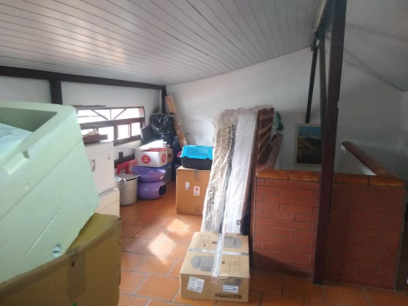 Imagem Casa com 4 Quartos à Venda, 276 m² em Floresta - Joinville