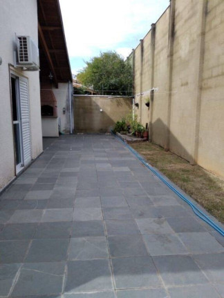 Imagem Casa com 3 Quartos à Venda, 161 m² em Vila São José - Taubaté Imagem Casa com 3 Quartos à Venda, 161 m² em Vila São José - Taubaté