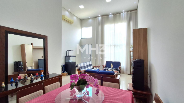 Imagem Casa de Condomínio com 3 Quartos à Venda, 170 m² em Residencial Portal Do Lago - Sumaré Imagem Casa de Condomínio com 3 Quartos à Venda, 170 m² em Residencial Portal Do Lago - Sumaré