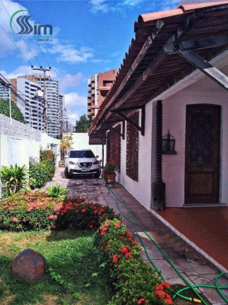 Imagem Casa com 4 Quartos à Venda, 151 m² em Cocó - Fortaleza Imagem Casa com 4 Quartos à Venda, 151 m² em Cocó - Fortaleza