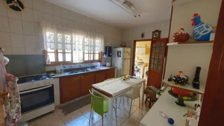 Imagem Casa com 3 Quartos à Venda, 190 m² em Jardim Maria Cândida - Caçapava Imagem Casa com 3 Quartos à Venda, 190 m² em Jardim Maria Cândida - Caçapava