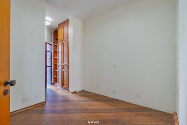 Imagem Imóvel com 1 Quarto à Venda, 233 m² em Cambuí - Campinas Imagem Imóvel com 1 Quarto à Venda, 233 m² em Cambuí - Campinas