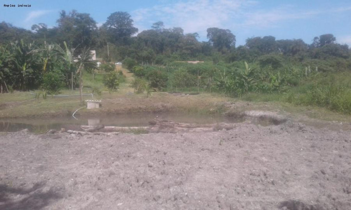 Imagem Chácara com 3 Quartos à Venda, 90 m² em Azurita - Mateus Leme Imagem Chácara com 3 Quartos à Venda, 90 m² em Azurita - Mateus Leme