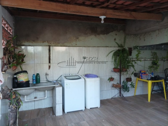 Imagem Casa com 6 Quartos à Venda, 224 m² em Centro - Luís Antônio Imagem Casa com 6 Quartos à Venda, 224 m² em Centro - Luís Antônio