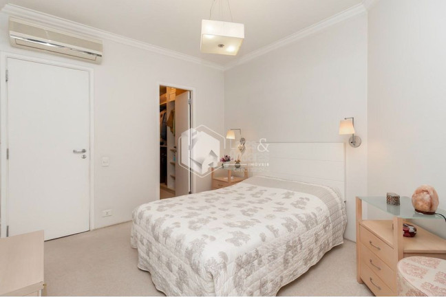Imagem Apartamento com 3 Quartos à Venda, 112 m² em Moema - São Paulo Imagem Apartamento com 3 Quartos à Venda, 112 m² em Moema - São Paulo