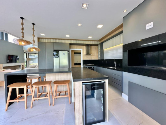 Imagem Casa com 5 Quartos à Venda, 270 m² em Xangri-la - Capao Da Canoa Imagem Casa com 5 Quartos à Venda, 270 m² em Xangri-la - Capao Da Canoa