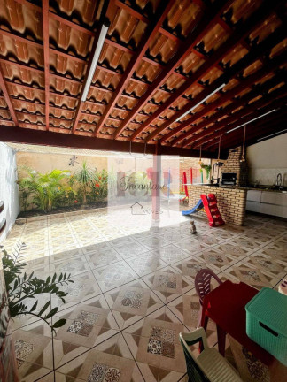 Imagem Casa de Condomínio com 3 Quartos à Venda, 224 m² em Vossoroca - Votorantim