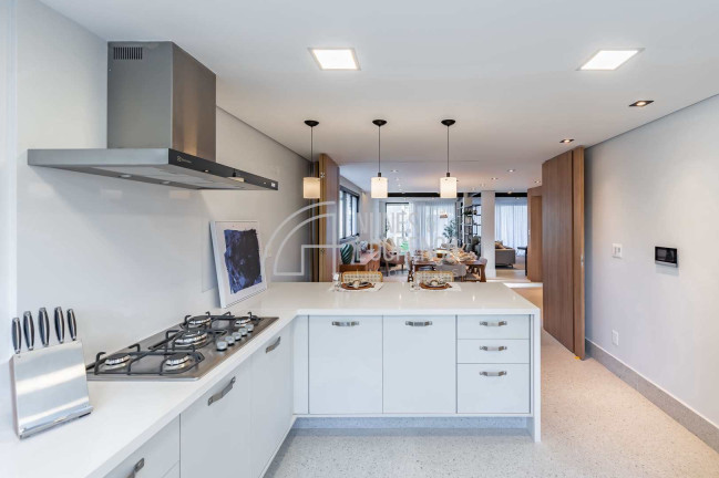 Imagem Casa com 4 Quartos à Venda, 350 m² em Embaré - Santos Imagem Casa com 4 Quartos à Venda, 350 m² em Embaré - Santos