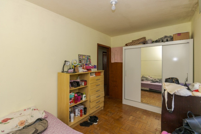 Imagem Imóvel com 3 Quartos à Venda, em Jardim Lindóia - Porto Alegre Imagem Imóvel com 3 Quartos à Venda, em Jardim Lindóia - Porto Alegre