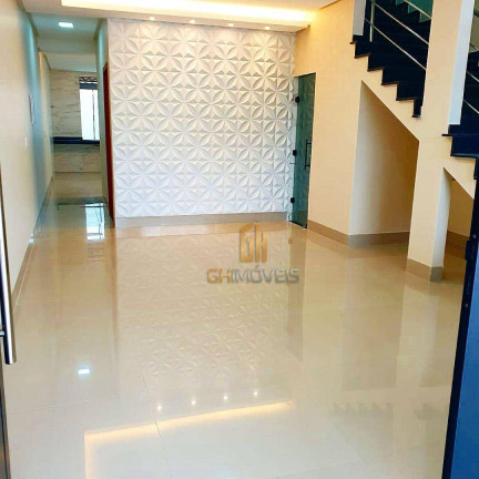 Imagem Sobrado com 4 Quartos à Venda, 210 m² em Jardim Planalto - Goiânia Imagem Sobrado com 4 Quartos à Venda, 210 m² em Jardim Planalto - Goiânia