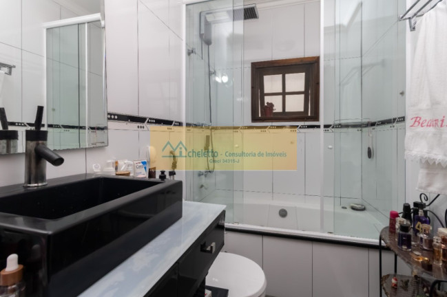 Imagem Casa com 6 Quartos à Venda, em Alphaville - Santana De Parnaíba Imagem Casa com 6 Quartos à Venda, em Alphaville - Santana De Parnaíba